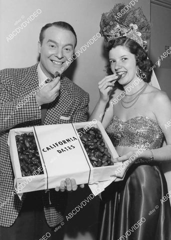crp-03675 1950's Ralph Edwards w Barbara Overby California Date Festival Indio, Calif crp-03675