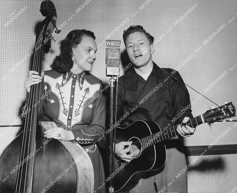 crp-03681 1950's music rockabilly duo Rusty & Ginger WBOC radio broadcast crp-03681