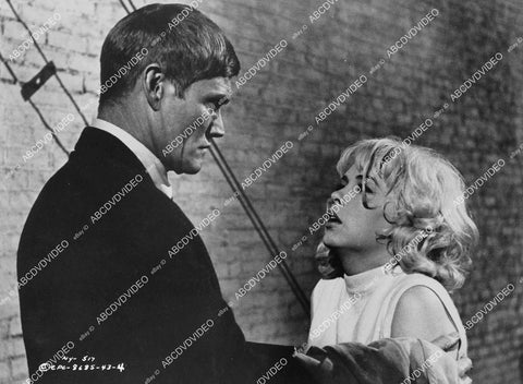crp-03795 1965 Chuck Connors, Stella Stevens film Synanon crp-03795