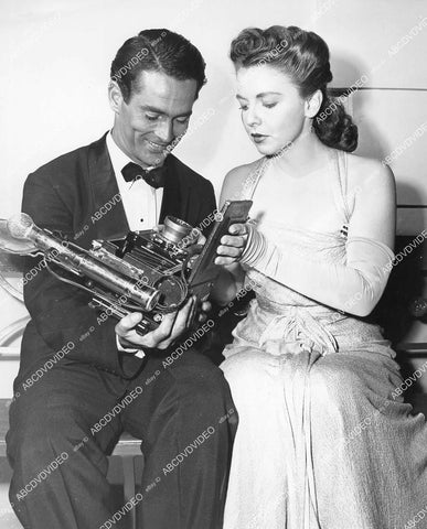 crp-03859 1940's Helen Brush (photographer) w Victor Cutler and vintage camera crp-03859