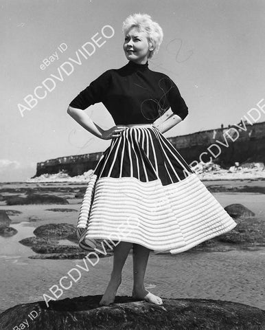 crp-03933 1957 cutie Junia Crawford in favorite sweater skirt beach combo film All at Sea crp-03933
