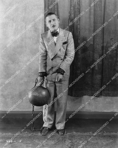 crp-04114 1925 Lew Cody w the old ball and chain silent film His Secretary crp-04114
