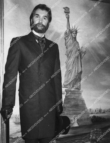 crp-04182 1986 Frank Langella building Statue of Liberty docudrama TVM Liberty crp-04182