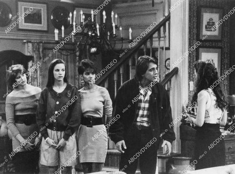 crp-04228 1989 Tony Danza, Leah Remini, Deborah Tucker, Alison Elliott, Halle Berry TV Living Dolls crp-04228