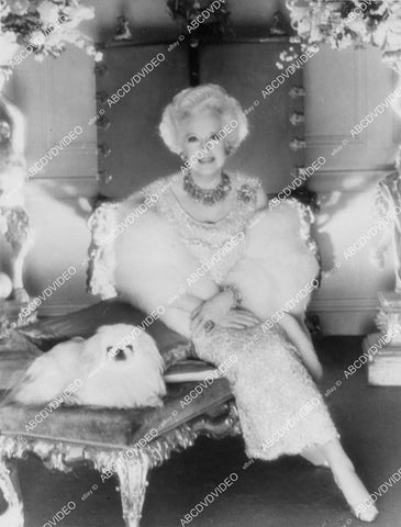 crp-00431 romance novelist Barbara Cartland on TV Tomorrow crp-00431