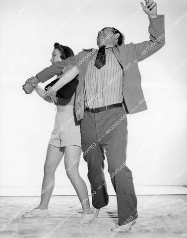 crp-04337 1942 cutie Hazel Smith, Samuel Cummings Pete Smith short subject Self Defense crp-04337