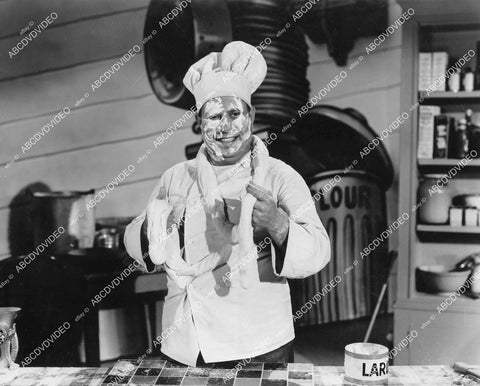 crp-04421 1944 chef Joe Besser makes a mess in kitchen film Hey, Rookie crp-04421