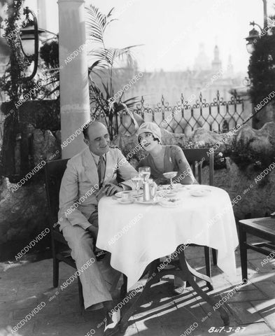 crp-04544 1928 Brandon Hurst, Sally Phipps having lunch silent film News Parade crp-04544