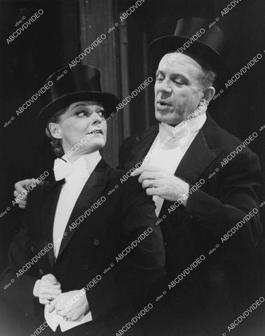 crp-04761 1976 Carole Shelley, George Rose TV special Camera Three crp-04761
