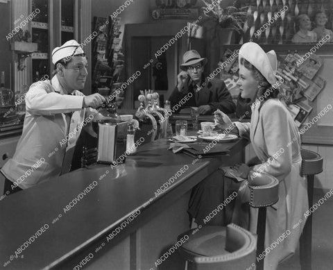 crp-04830 1941 Shemp Howard, Evelyn Ankers film Hold That Ghost crp-04830