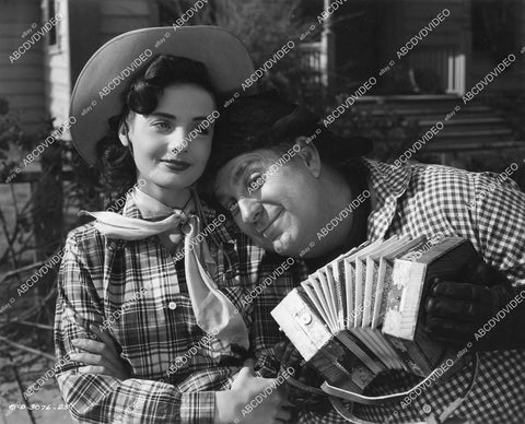crp-04948 1950 Mary Ellen Kay, Smiley Burnette w acordeon film Streets of Ghost Town crp-04948