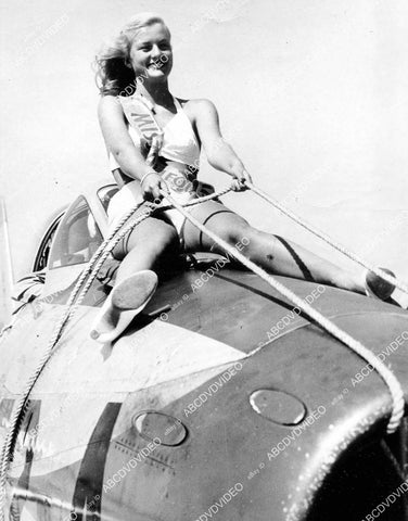 crp-04971 1949 aviation lovely Jone Ann Pedersen crowned Miss California Thunderjet on F-84 jet fighter crp-04971