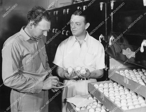 crp-05114 1941 candid Alexander Hall registers turkey eggs from ranch in Santa Susanna, Calif crp-05114