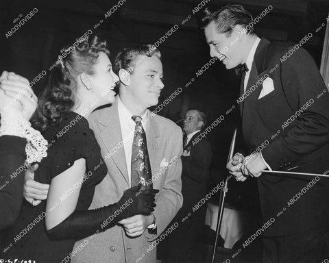 crp-05146 1945 Jane Withers, Ross Hunter make request Desi Arnaz and orchestra crp-05146