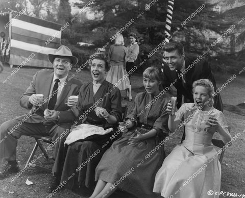 crp-05209 1958 Hugh Sanders, Ann Doran, Luana Anders, Edd Byrnes, Cathy O'Neill film Life Begins at 17 crp-05209