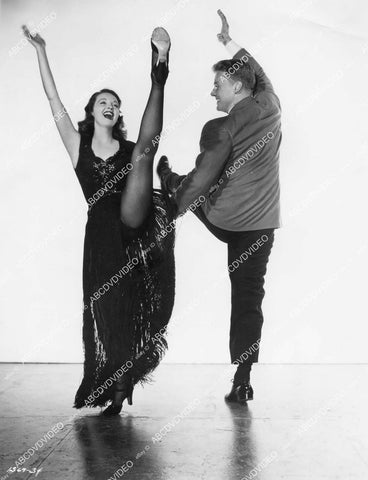 crp-05425 1946 Lucille Bremer, Van Heflin dance sequence 3 film Till the Clouds Roll By crp-05425