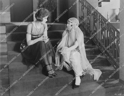 crp-05642 1920 Madge Kennedy, Helen Greene silent film Help Yourself crp-05642