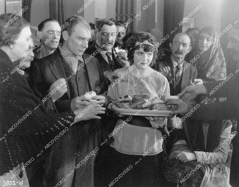 crp-05706 1923 Gladys Walton w a tray of sandwiches silent film Gossip crp-05706