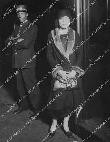 crp-05986 1929 crime photo Gloria Rouzer defends daughter Ione Ord in Jack Kraft murder case Louisiana crp-05986