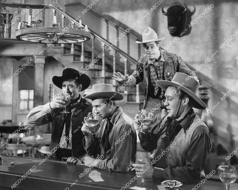 crp-06168 1942 Victor Jory, Lloyd Bridges, Joe E Brown, Forrest Tucker film Shut My Big Mouth crp-06168