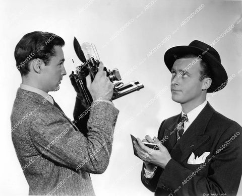 crp-06395 1946 Robert Scott, Robert DeHaven w vintage still camera film Talk About a Lady crp-06395