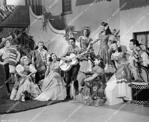 crp-06433 1946 music band leader Stan Kenton w senorita dancers film Talk About a Lady crp-06433