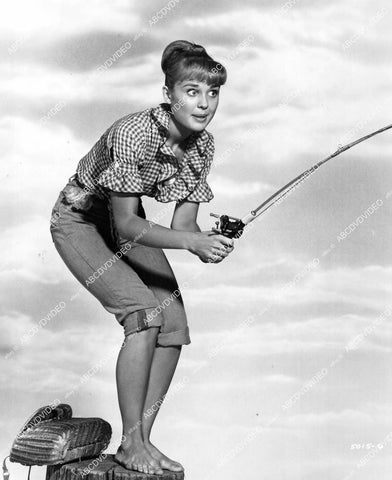 crp-06574 1967 teen cutie Debbie Watson fishing pinup film Tammy and the Millionaire crp-06574
