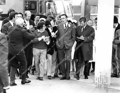 crp-06668 1971 Denholm Elliott and the reporters film Percy crp-06668