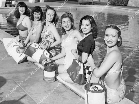 crp-00684 1946 Blue Book Models handbags swimwear Virginia Bates,Maggie Ritter,Betty Maire,Pat Hall,Dolores Moreno,Helga Tryggva crp-00684