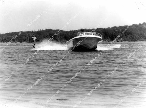 crp-07096 1964 Joe Morrison in water skiing action film Racing Fever crp-07096