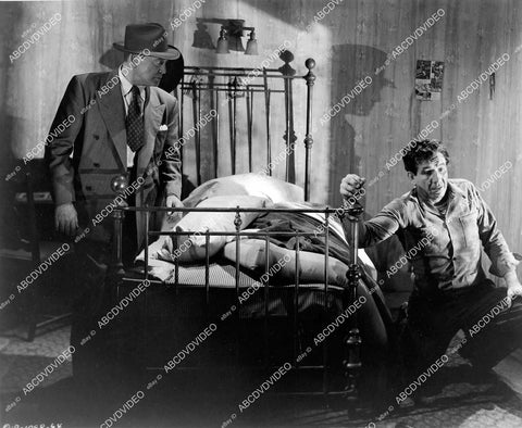 crp-07221 1946 Richard Dix, Mike Mazurki Whistler film Mysterious Intruder crp-07221