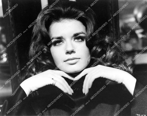 crp-07300 1972 Ursula Blauth or Renate Kasche portrait film Naked Countess aka Die nackte Grafin crp-07300