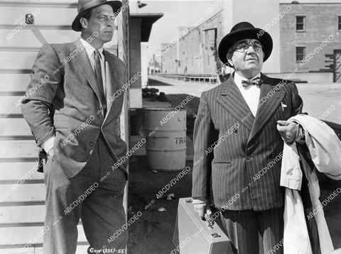 crp-07485 1957 Robert Bray and actor film My Gun Is Quick crp-07485