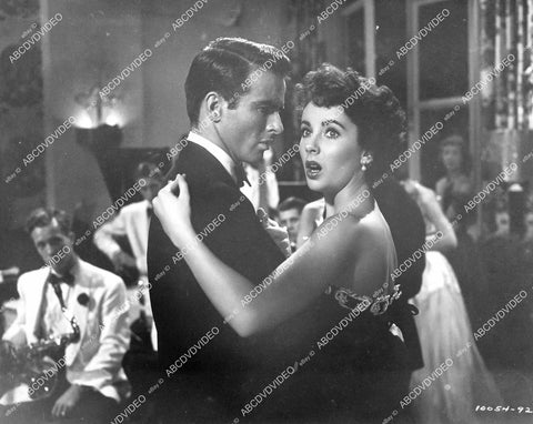 crp-08021 1951 Montgomery Clift, Elizabeth Taylor film A Place in the Sun crp-08021