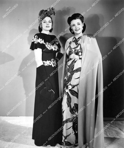 crp-08501 1941 pretty models ready wardrobe costume portrait film Tillie the Toiler crp-08501