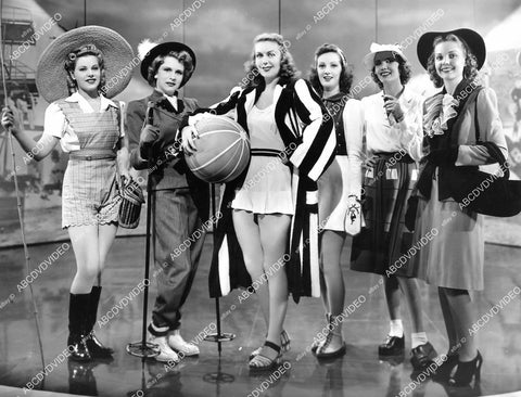 crp-08621 1941 pretty models in fashion show film Tillie the Toiler crp-08621