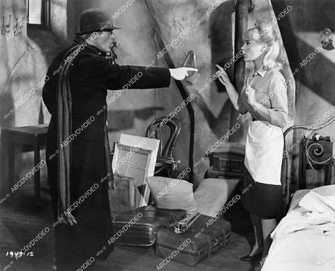 crp-08632 1965 Elke Sommer, Dick Van Dyke film The Art of Love crp-08632