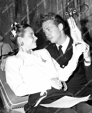 crp-08735 1940's Susan Peters and Richard Quine do CBS radio broadcast crp-08735