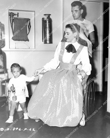 crp-08738 1948 Susan Peters & brother Bob Carnahan, & son film The Sign of the Ram crp-08738