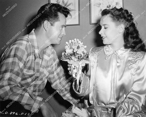 crp-08785 1948 candid Larry Parks, Jean Peters film The Sign of the Ram crp-08785