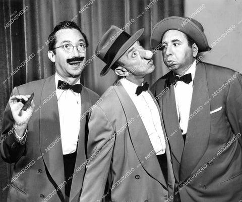 crp-08803 1953 Eddie, Paul, Murray The Barton Brothers (as Jimmy Durante, Groucho Marx, Charles Laughton Bagels & Yox English-Yiddish variety crp-08803