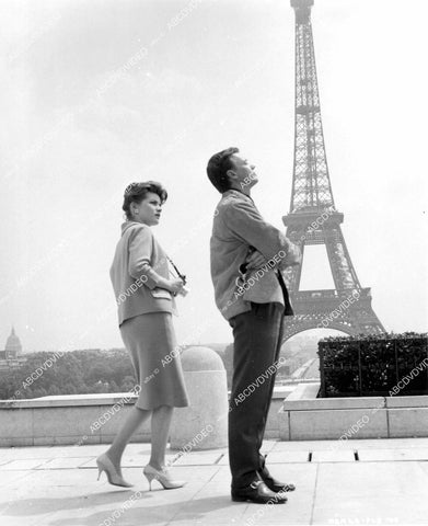 crp-08841 1963 Karl Bohm, Dolores Hart at The Eiffel Tower film Come Fly with Me crp-08841