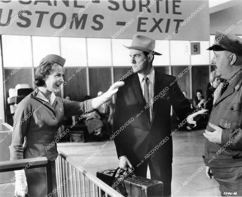 crp-08860 1963 Karl Malden, Lois Nettleton film Come Fly with Me crp-08860