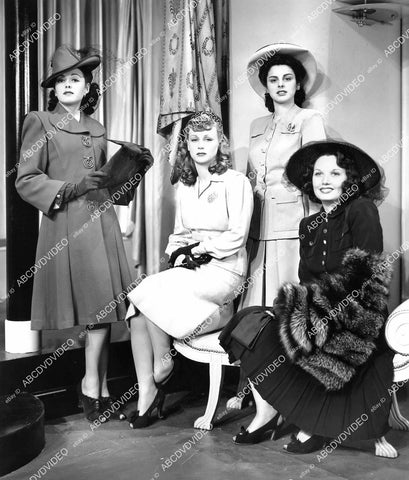 crp-08910 1941 Harriet Bennett, Gwen Seager, Vivien Dubois, Katherine York fashion models film Two in a Taxi crp-08910