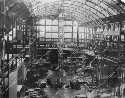 crp-00902 circa 1922 Chicago's Union Station under construction crp-00902