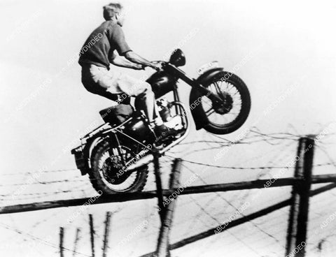 crp-09079 copy photo Steve McQueen does motorcycle jump film The Great Escape crp-09079