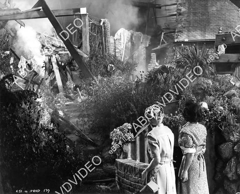 crp-09095 1952 civilians devastated by bomb damage film Angels One Five crp-09095