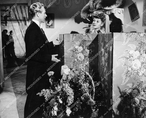 crp-09303 1944 Jess Barker, Rita Hayworth film Cover Girl crp-09303