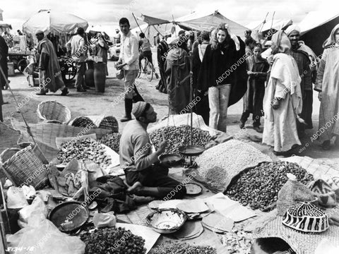 crp-09517 1973 Lindsay Wagner historic Jamaa el-F'na Marrakech central square film Two People crp-09517