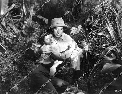 crp-09586 1946 Lowell Gilmore, Jane Wyatt in pith helmets film Strange Conquest crp-09586